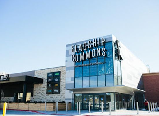 nebraska/southwest-nebraska/shop/westroads-mall