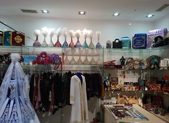 kazakhstan/western-kazakhstan/shop/khan-shatyr