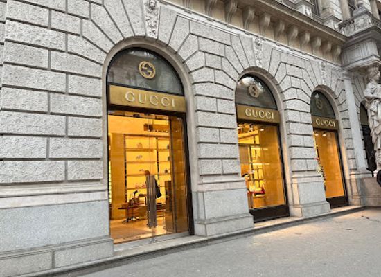 hungary/budapest/andrassy-avenue/shop/gucci