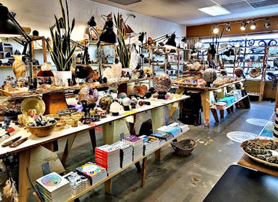 california/joshua-tree/shop/joshua-tree-rock-shop