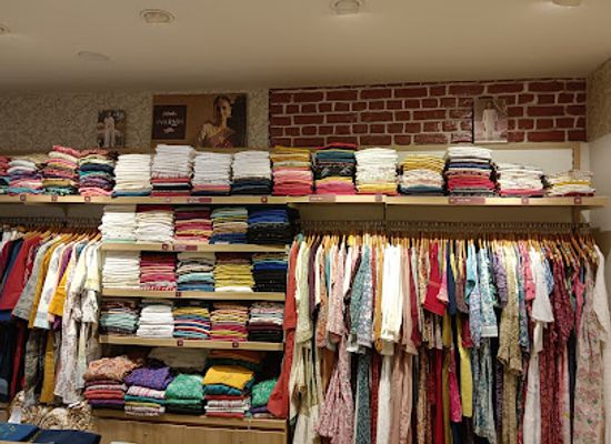 india/rishikesh/tapovan/shop/fabindia-laxman-jhula-rishikesh