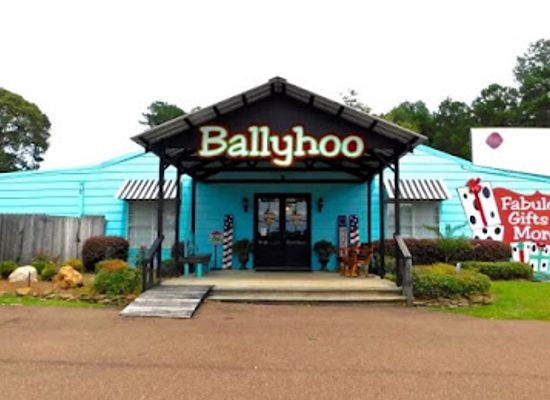 mississippi/the-tombigbee-prairie/shop/ballyhoo-gifts-garden-decor
