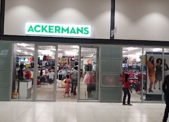 zambia/lusaka/woodlands/shop/lewanika-mall