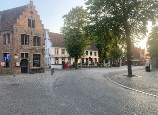 belgium/bruges/minnewater/shop/serena