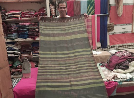 morocco/fes/shop/unic-scarf-in-the-world