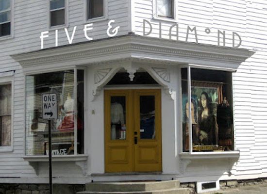 new-york/hudson-valley/shop/five-diamond-vintage-clothing