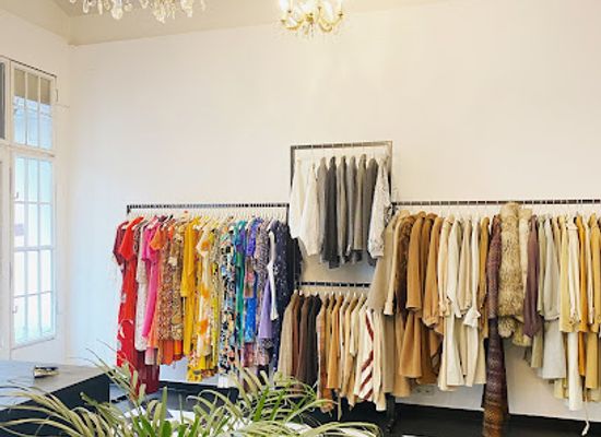 austria/vienna/meidling/shop/uppers-downers-store