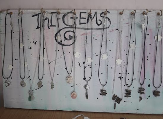 the-bahamas/eleuthera-island/shop/tri-gems-gift-shop