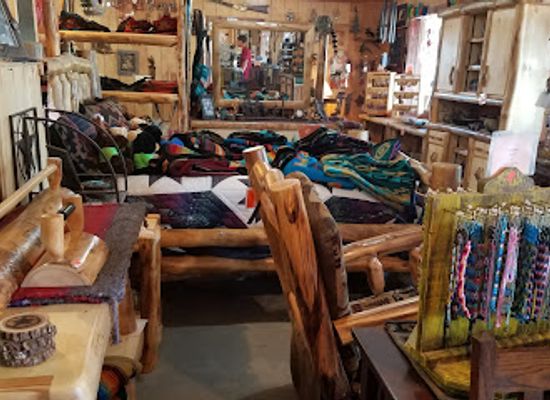 colorado/south-central-colorado/shop/the-mountain-man-trading-post-gift-shop