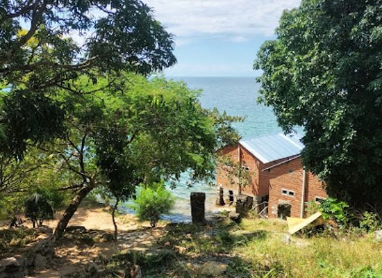 malawi/lake-malawi/shop/soul-rebel-lodge-backpackers