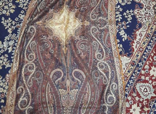 india/kashmir-valley/shop/ruhani-arts-emporium-kashmiri-shawls-hub