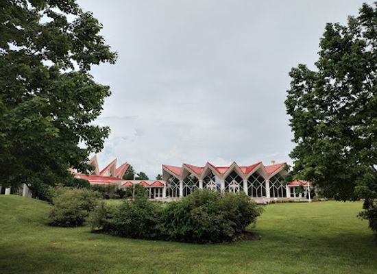 west-virginia/new-river-gorge-national-park-and-preserve/shop/greenbrier-shop-at-tamarack