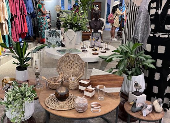 india/puducherry/promenade-beach/shop/chintz-boutique