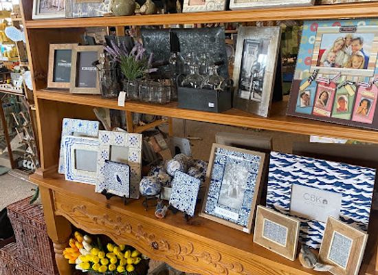 utah/bear-lake/shop/lighthouse-landing-gift-shop