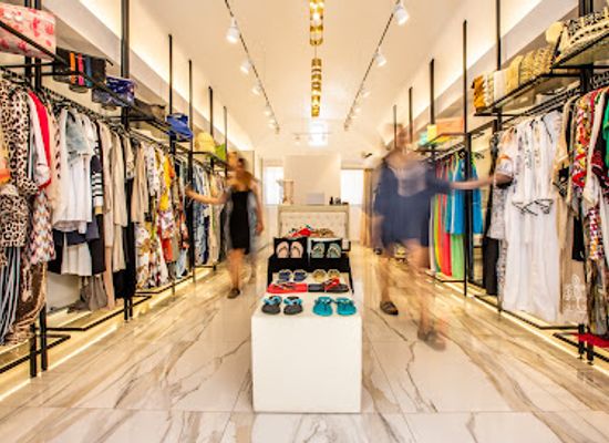 greece/santorini/fira/shop/noi