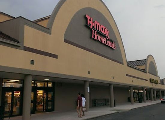 florida/pensacola/shop/tradewinds-shopping-center