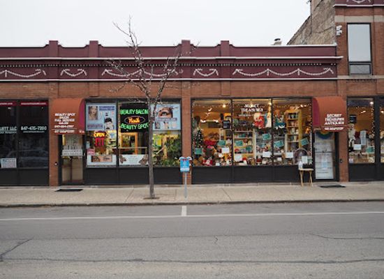 illinois/northwestern-illinois/shop/secret-treasures-antiques-collectibles