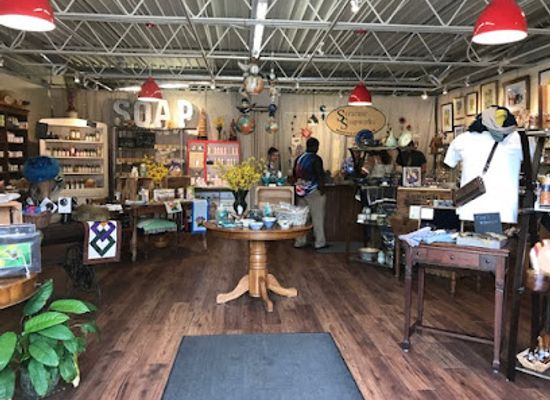 new-york/central-new-york/shop/syracuse-soapworks-at-hawley-green-salt-city-artisans