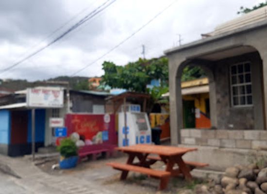 dominica/mero-beach/shop/sunset-sweet-treats