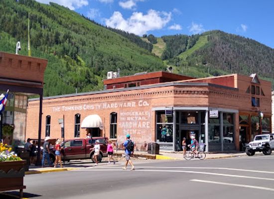 colorado/telluride/shop/patagonia