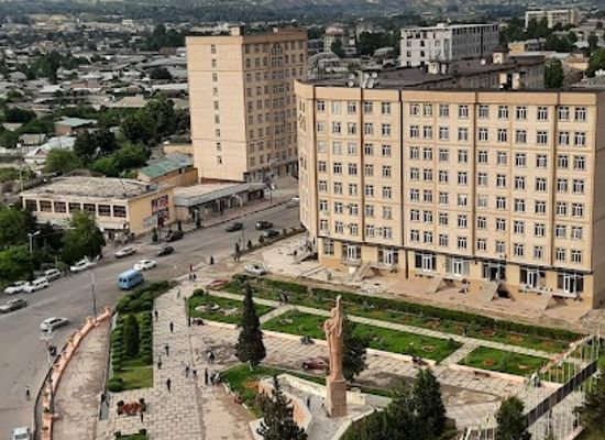 tajikistan/vahdat/shop/shopping-center-detskiy-mir