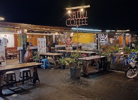 indonesia/bukit-lawang/shop/saljucoffee-shop
