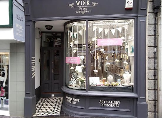 guernsey/st-peter-port/shop/wink-at-one