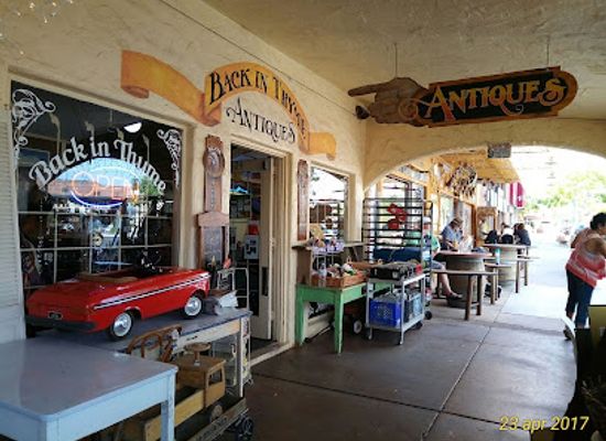 nevada/boulder-city/shop/grandma-daisy-s-candy-store-and-ice-cream-parlor