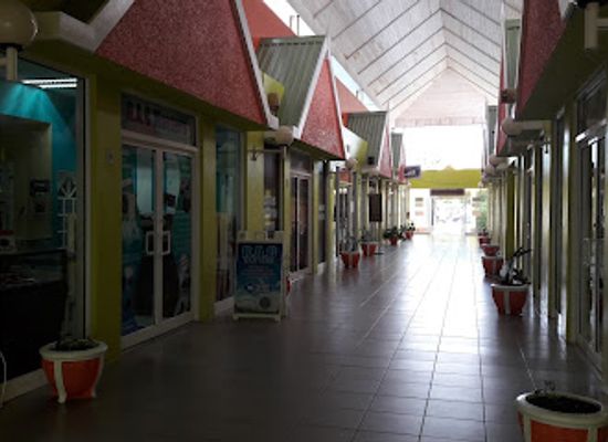 saint-lucia/gros-islet/shop/gablewoods-shopping-mall