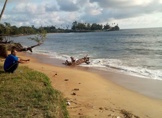 cameroon/kribi-beach/shop/public-beach-kribi