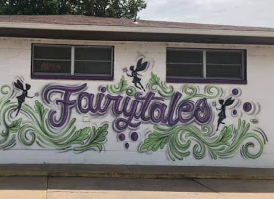 kansas/hutchinson/shop/fairytales-boutique