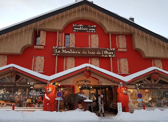 switzerland/jura-mountains/shop/the-meublerie-wood-bear