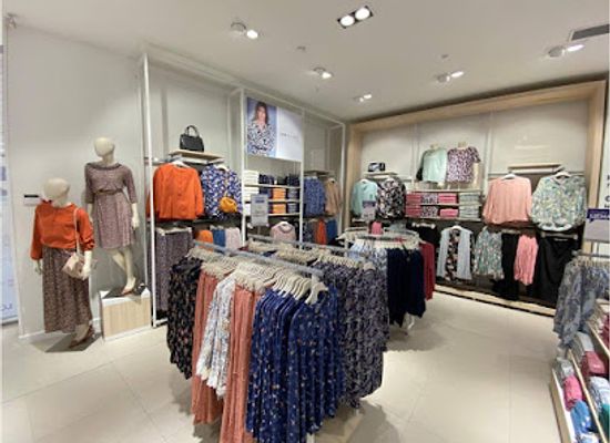uzbekistan/samarkand/shop/lc-waikiki