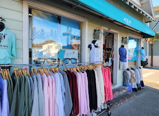 south-carolina/folly-beach/shop/aqua-beach-store