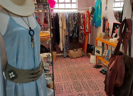 kenya/north-eastern-province/shop/langata-link-shops