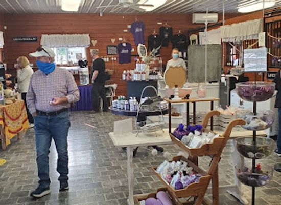 virginia/shenandoah-national-park/shop/white-oak-lavender-farm-the-purple-wolf-vineyard