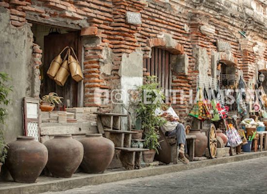 philippines/vigan/shop/impong-antique-shop