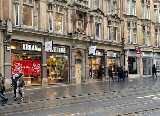 united-kingdom/west-midlands/shop/urban-outfitters
