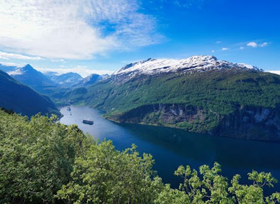 norway/geirangerfjord/shop/ornesvingen-viewpoint