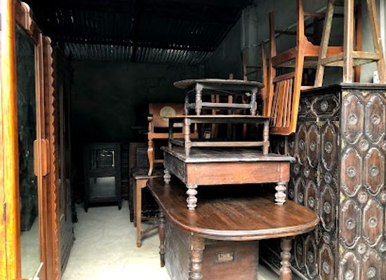 myanmar-burma/yangon/bahan/shop/ava-antiques-and-collectibles