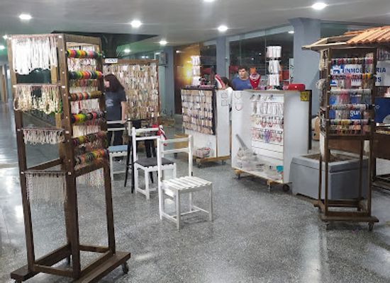 uruguay/piriapolis/shop/la-feria-de-las-trenzas