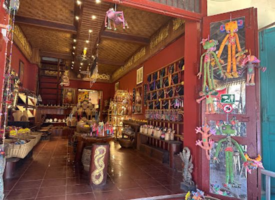 laos/luang-prabang/shop/naga-creations-art-jewelry
