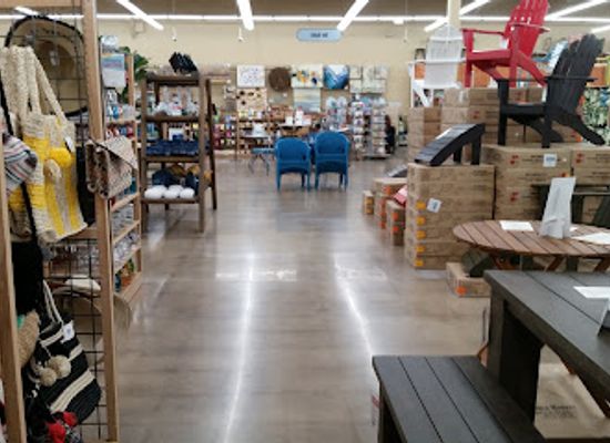 alaska/southeast-alaska/shop/world-market