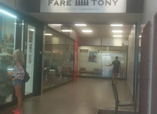 french-polynesia/papeete/shop/fare-tony-center