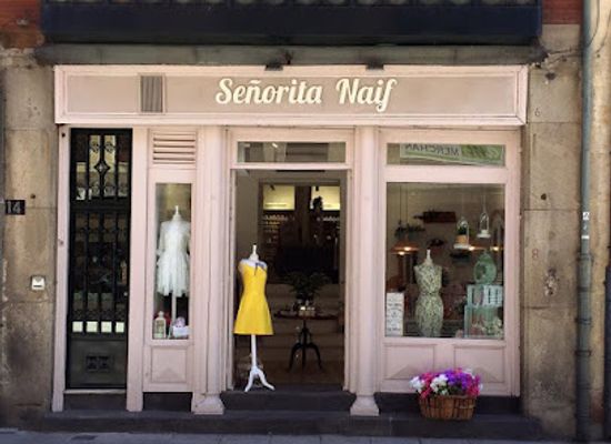 spain/salamanca/shop/senorita-naif