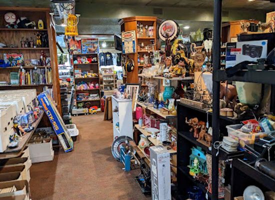 connecticut/meriden/shop/timeless-consignment
