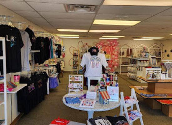 missouri/ha-ha-tonka-state-park/shop/heartland-market-boutique