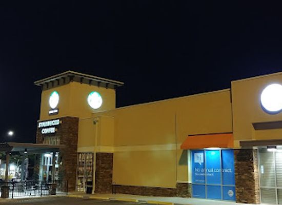 texas/laredo/shop/independence-plaza