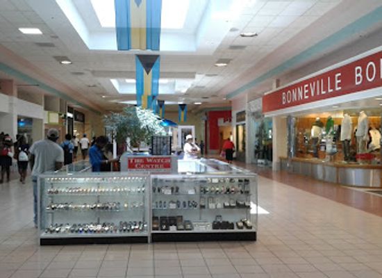 the-bahamas/new-providence/shop/marathon-mall