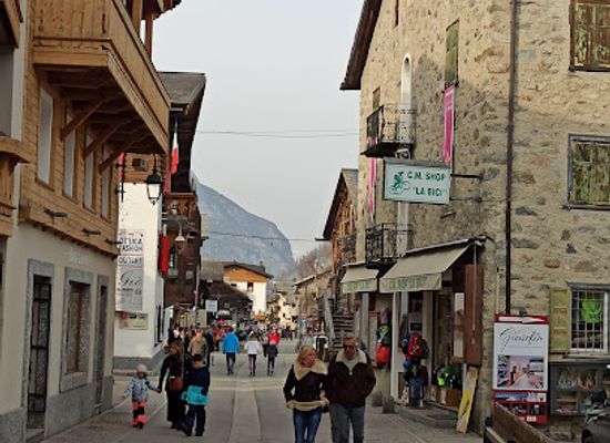 italy/alta-valtellina/shop/la-galleria-livigno